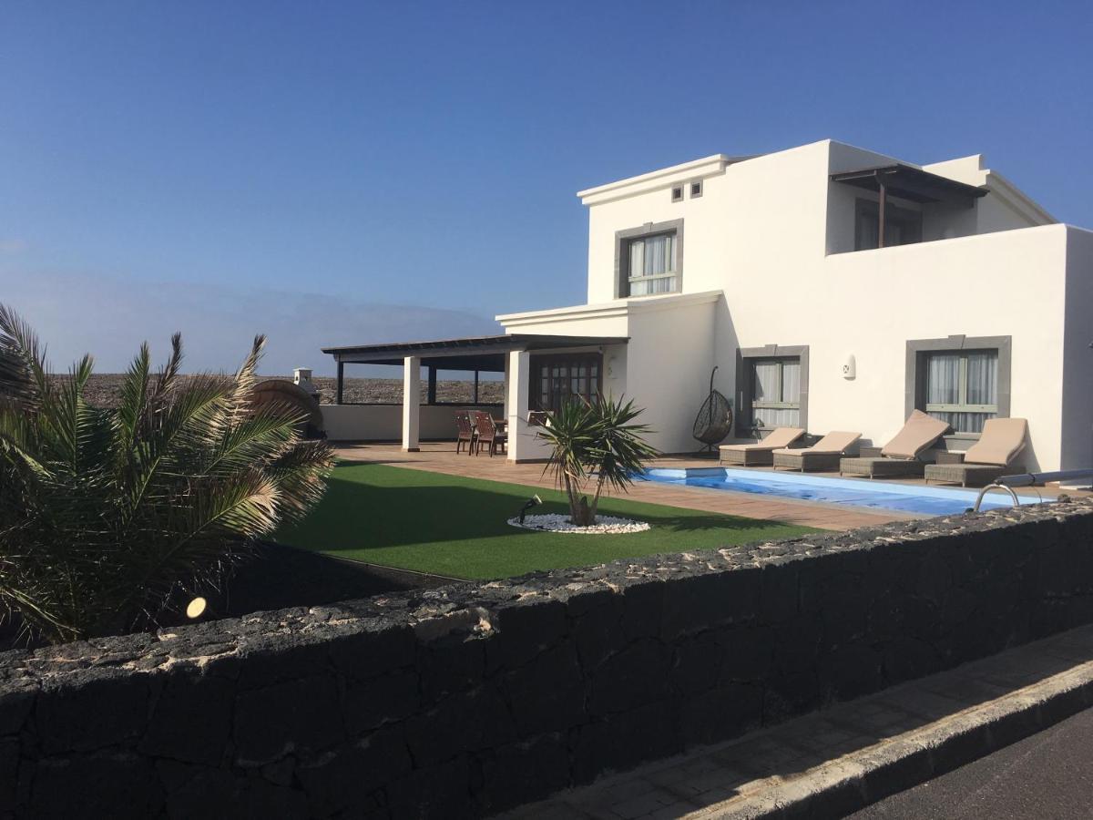 Luxury 3Bed Villa With Heated Private Pool, Full Sky And Free Wifi ปลายาบลังกา ภายนอก รูปภาพ
